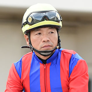 岡村 裕基 写真