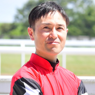 筒井 勇介 写真