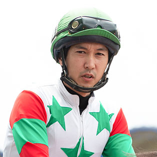 半澤 慶実 写真