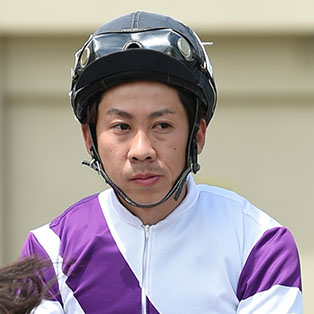 高橋 利幸 写真