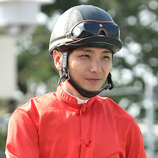 山崎 誠士 写真