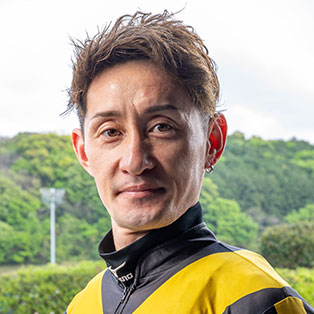 石川 慎将 写真