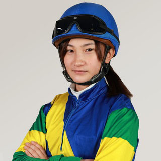 関本 玲花 写真